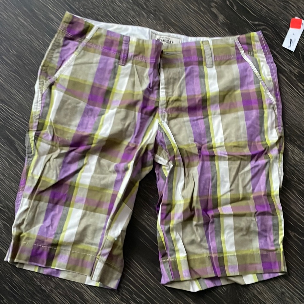 Plaid Bermuda shorts